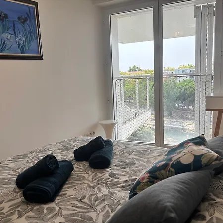 Beau T2 Au Bord Du Lez Daire Montpellier